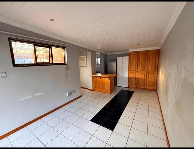 1 BEDROOM PROPERTY TO RENT IN BOSTON